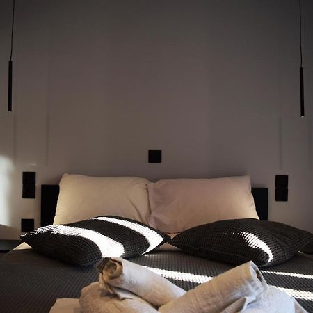 Oihalia'S Petit Double Room Avlonarion Екстериор снимка